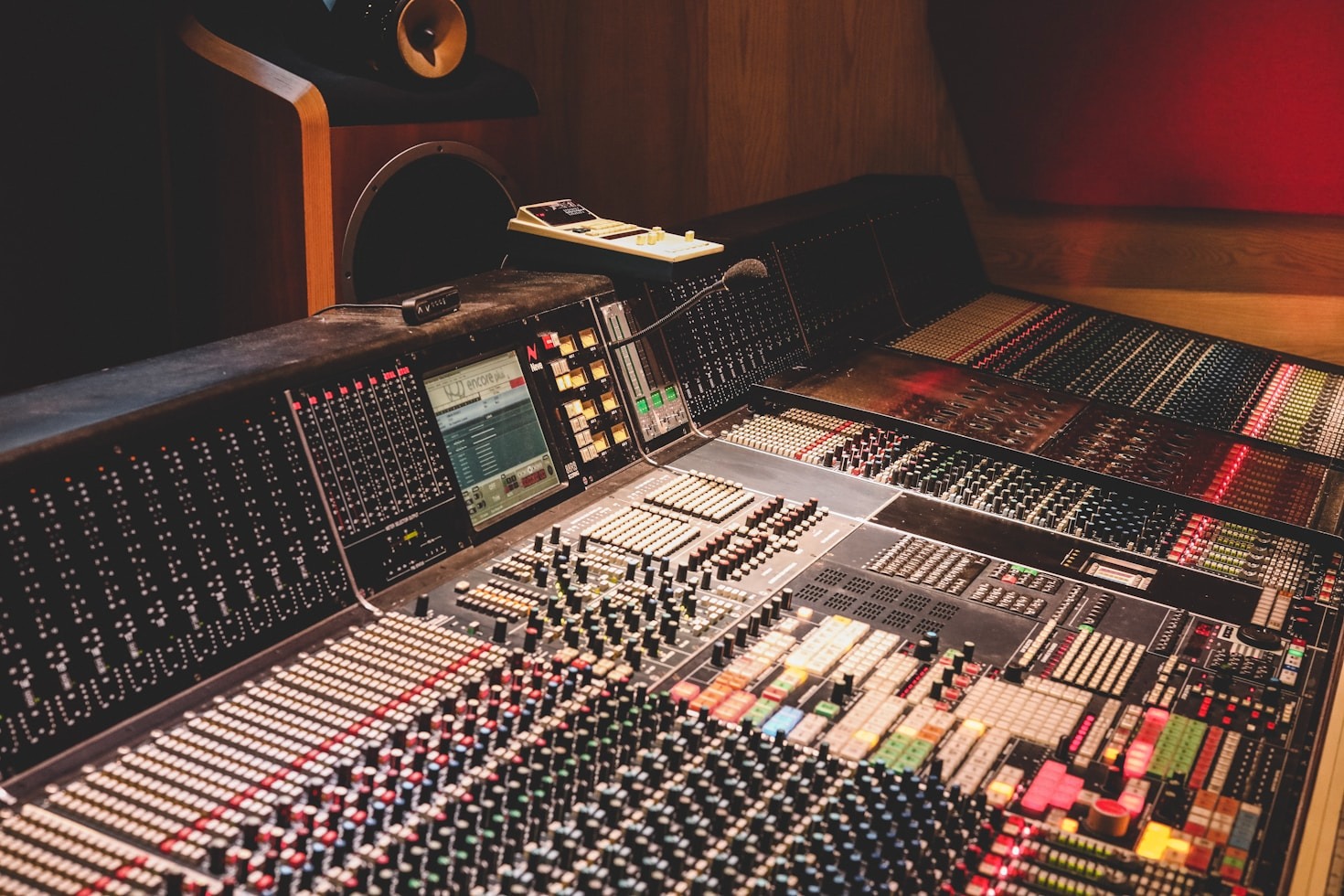 Navigating The Digital Music Distribution Landscape